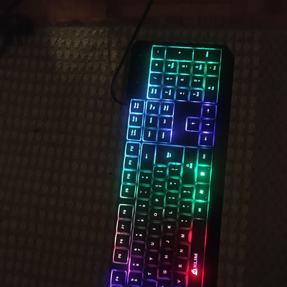 Tenkeyless Gaming Keyboard - Picture 4 of 4